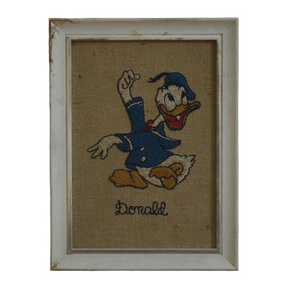 VTG Walt Disney 1960s Donald Duck Hopsack Embroidery Framed 5 7/8"x8" READ! - Picture 1 of 7